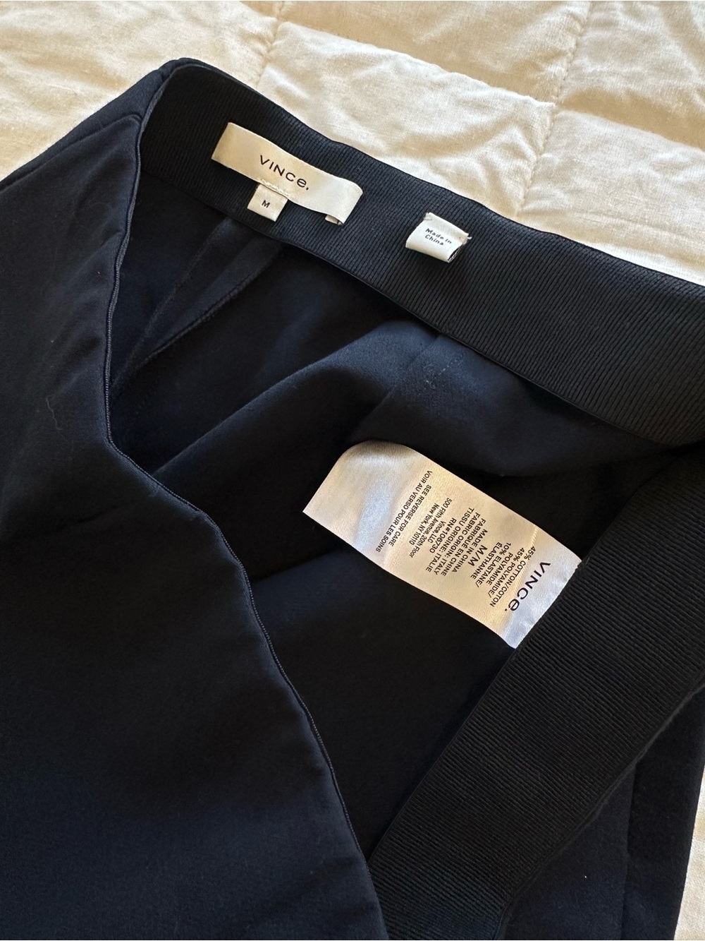 Vince Dress Slacks
New without tags women’s size medium - Picture 6 of 7